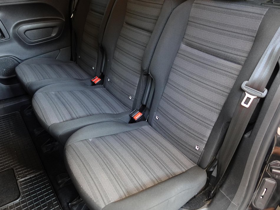 Opel Combo 1.2T 