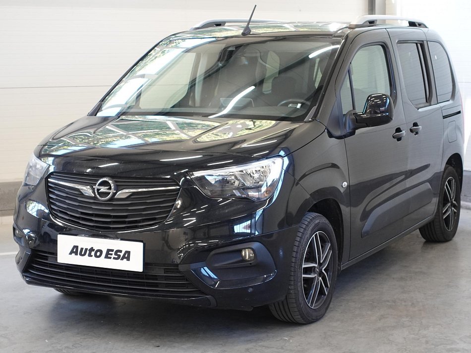 Opel Combo 1.2T 