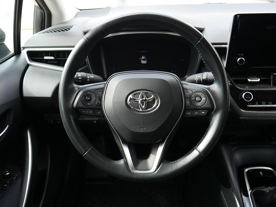 Toyota Corolla 1.5 VVTi 