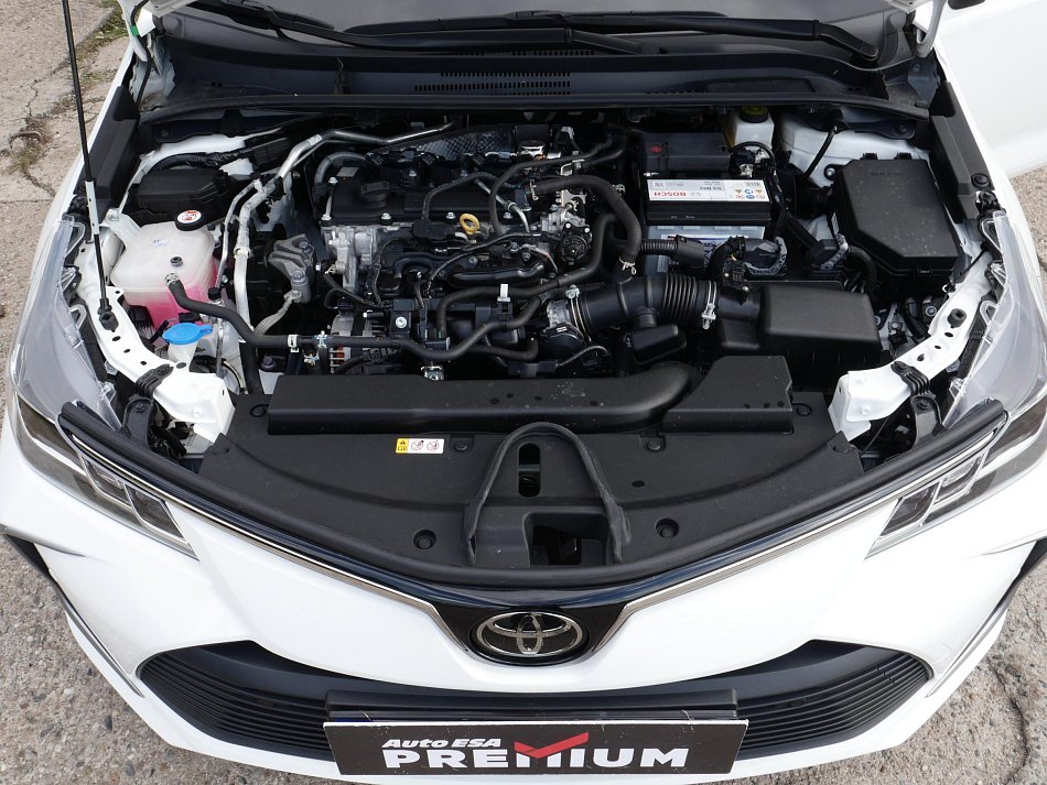 Toyota Corolla 1.5 VVTi 