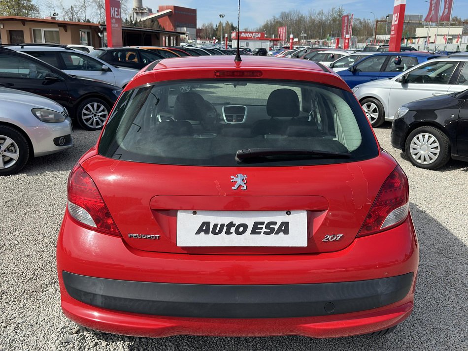Peugeot 207 1.4i 