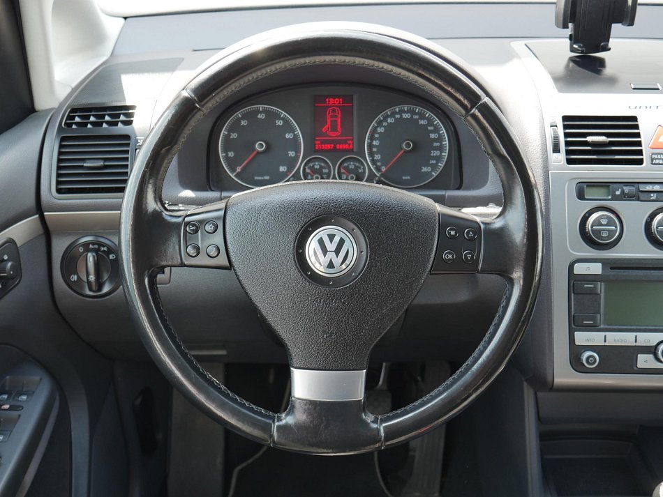 Volkswagen Touran 1.4 TSi 