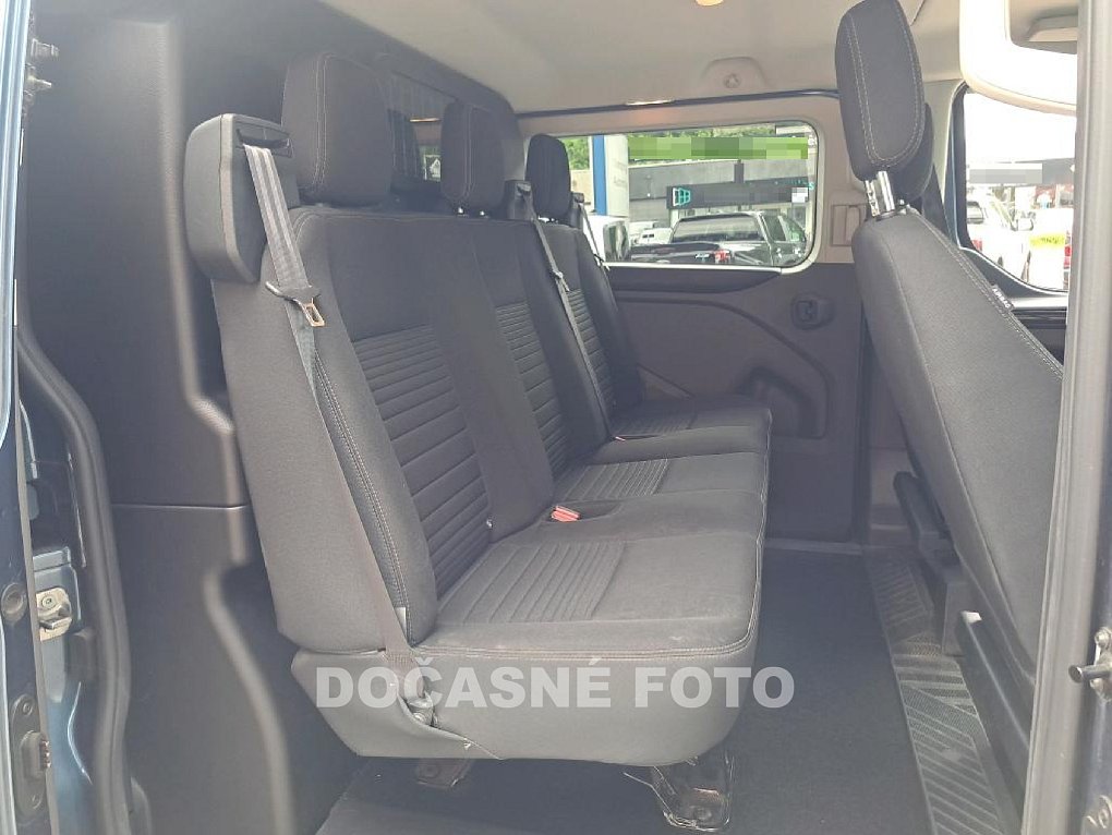 Ford Transit Custom 2.0TDCi Limited L2H1 5míst