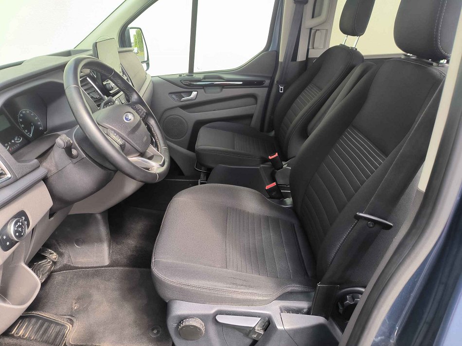 Ford Transit Custom 2.0TDCi Limited L2  5míst