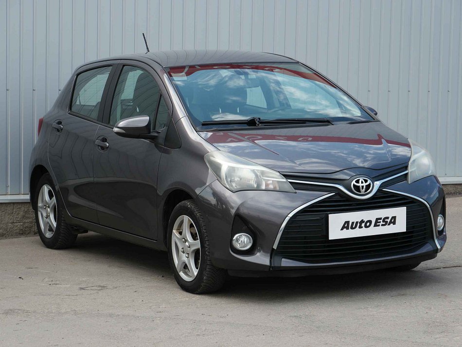 Toyota Yaris 1.3 VVT- i 