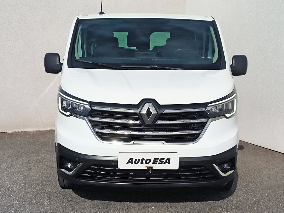 Renault Trafic 2.0dCi  L2 6míst