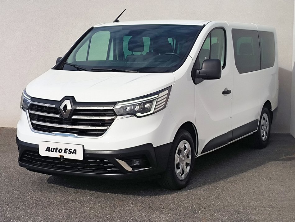 Renault Trafic 2.0dCi  L2 6míst