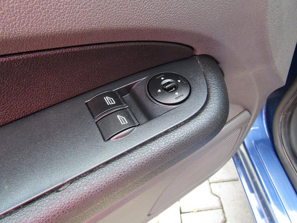 Ford Focus 1.6i 
