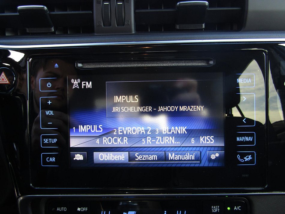 Toyota Corolla 1.6 VVTi 