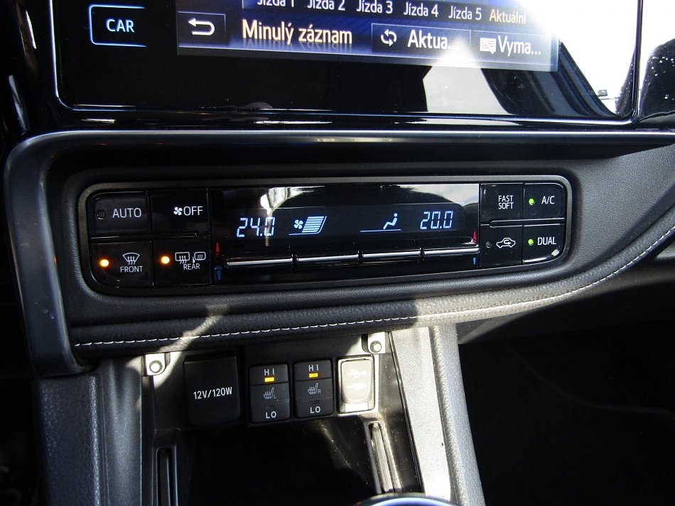 Toyota Corolla 1.6 VVTi 