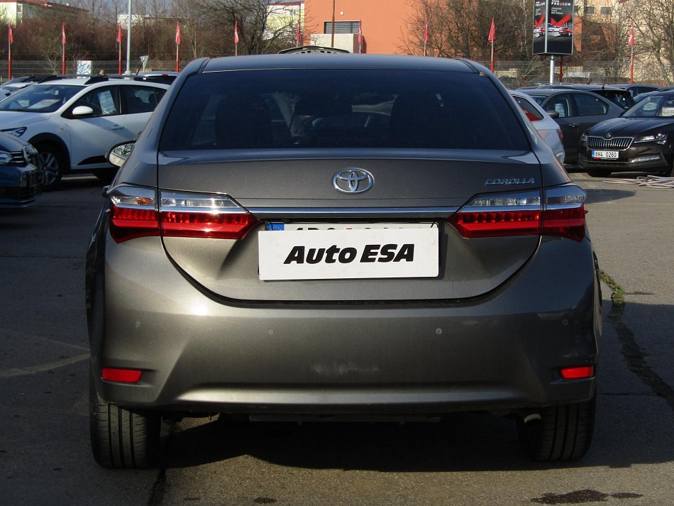 Toyota Corolla 1.6 VVTi 