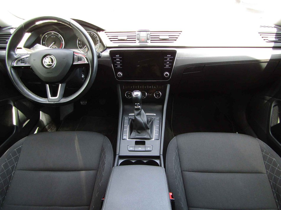 Škoda Superb III 2.0TDi Active