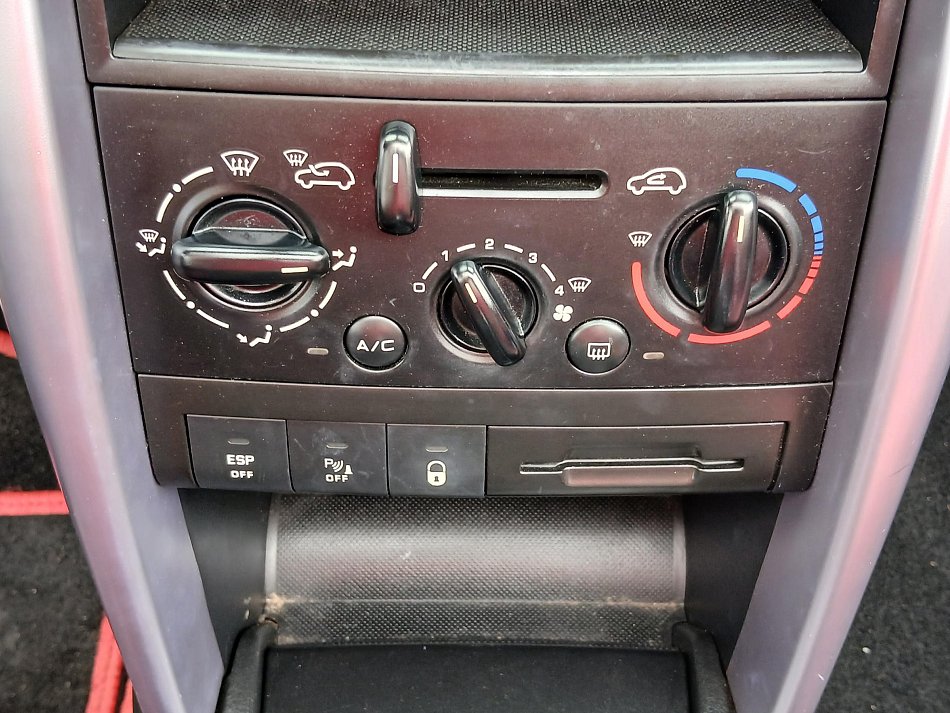 Peugeot 207 1.6VTi 