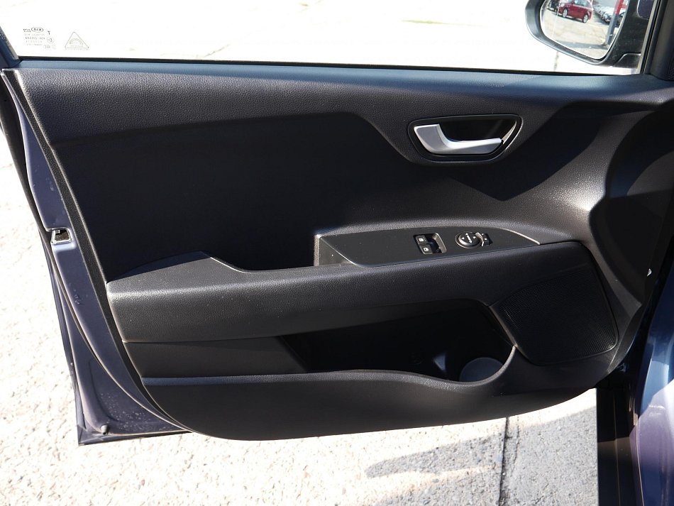 Kia Stonic 1.2i 