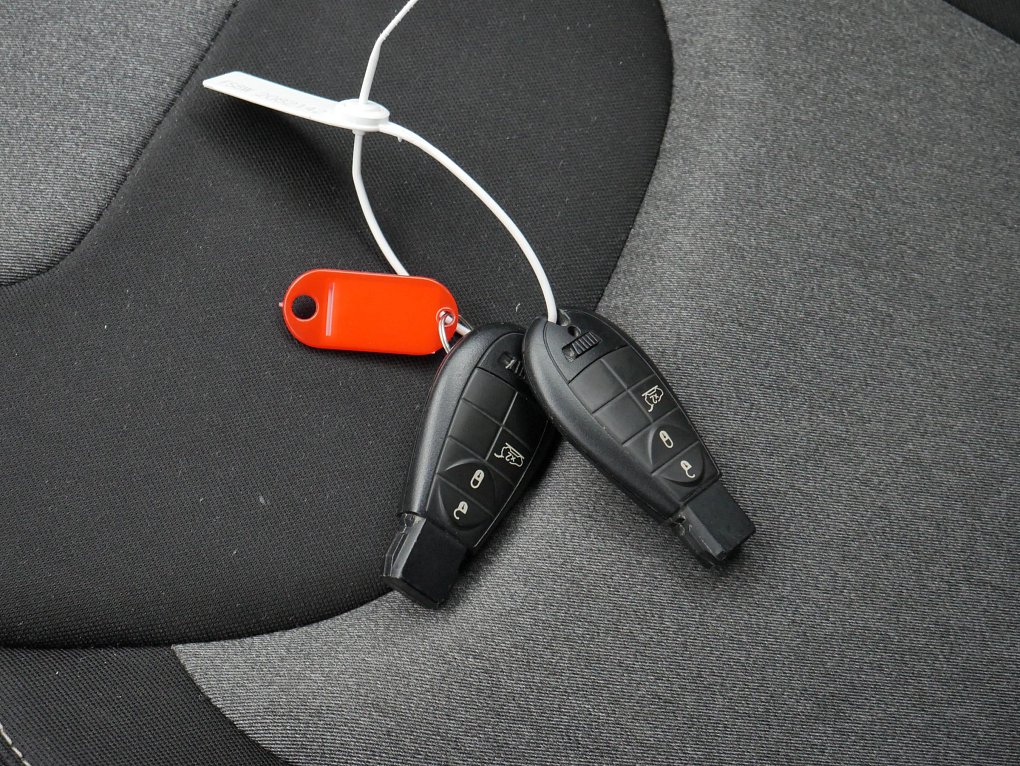 Jeep Cherokee 2.0 MTJ Longitude