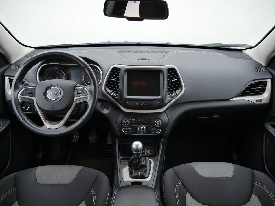 Jeep Cherokee 2.0 MTJ Longitude