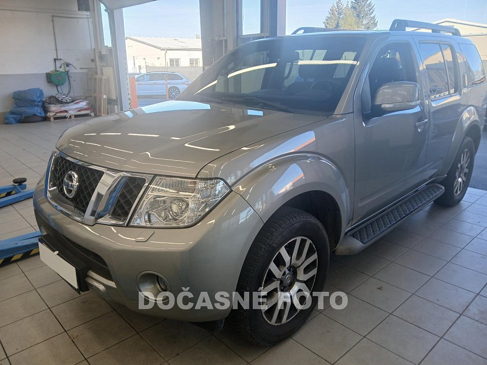 Nissan Pathfinder 2.5dci 