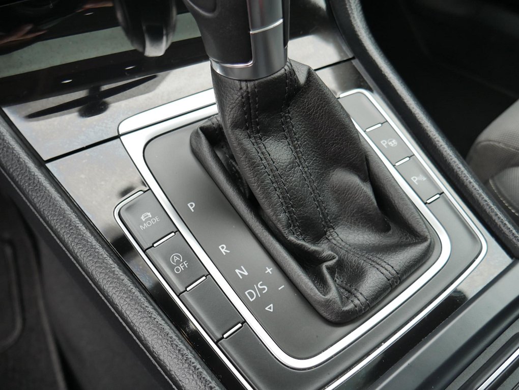 Volkswagen Golf 1.4 TSi 