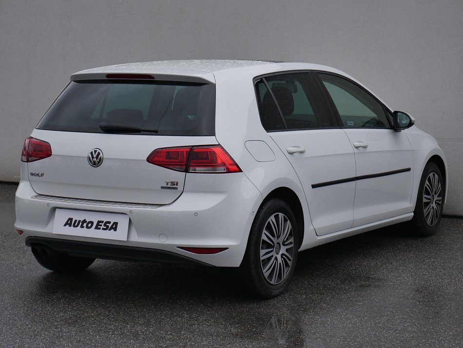 Volkswagen Golf 1.4 TSi 
