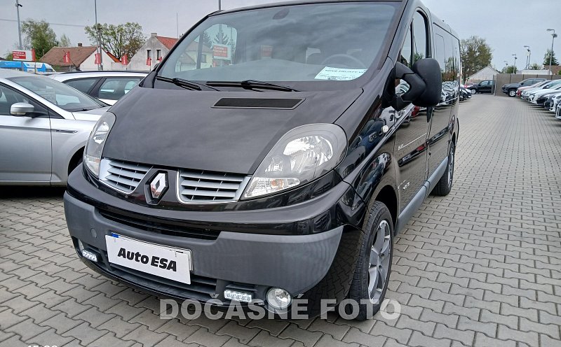 Renault Trafic 2.0dCi Passenger