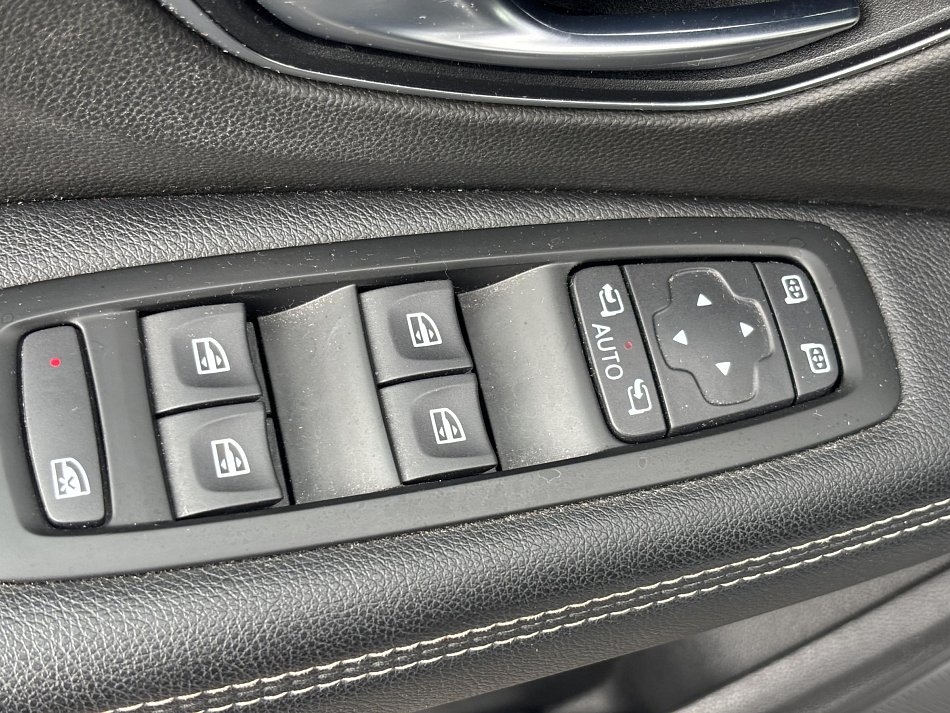 Renault Scénic 1.3TCe Initiale Paris