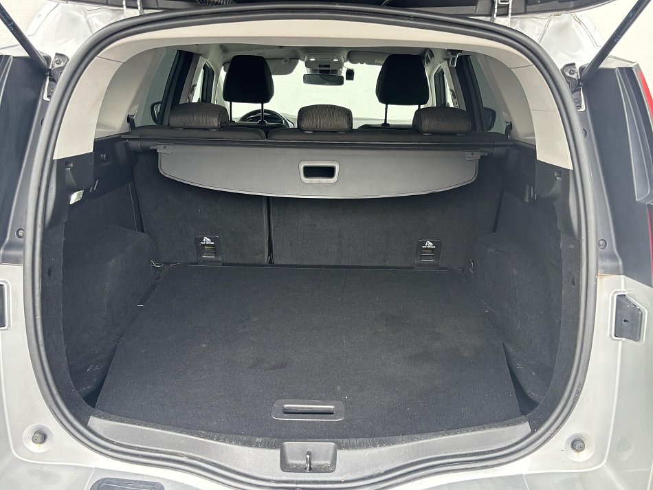 Renault Scénic 1.3TCe Initiale Paris