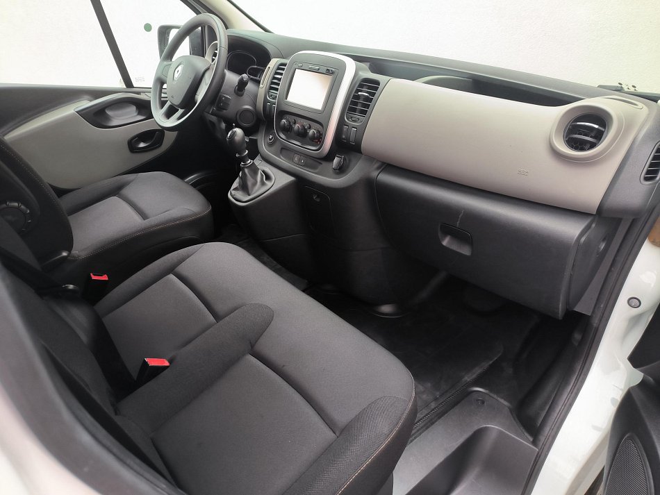 Renault Trafic 1.6dCi  DÍLNA SORTIMO