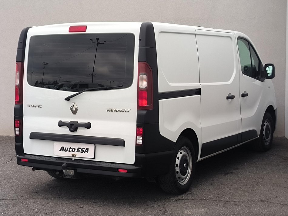 Renault Trafic 1.6dCi  DÍLNA SORTIMO