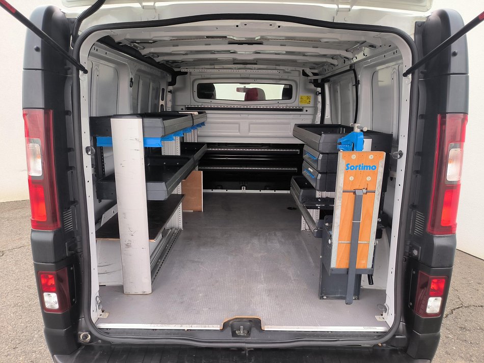 Renault Trafic 1.6dCi  DÍLNA SORTIMO