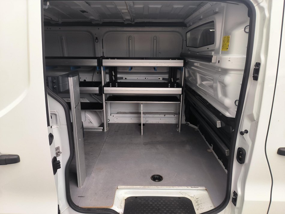 Renault Trafic 1.6dCi  DÍLNA SORTIMO