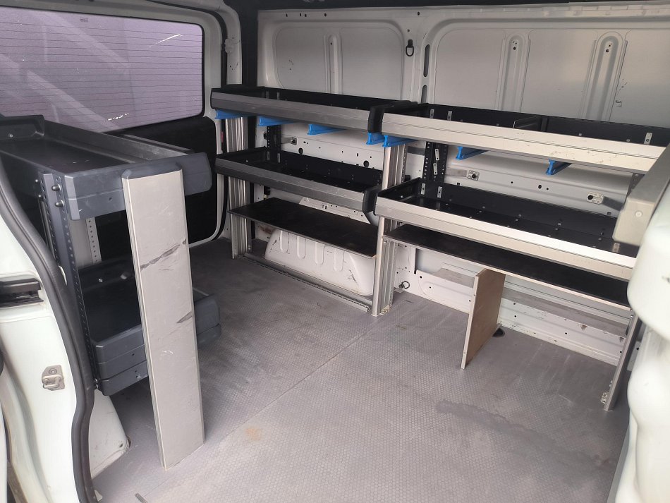Renault Trafic 1.6dCi  DÍLNA SORTIMO