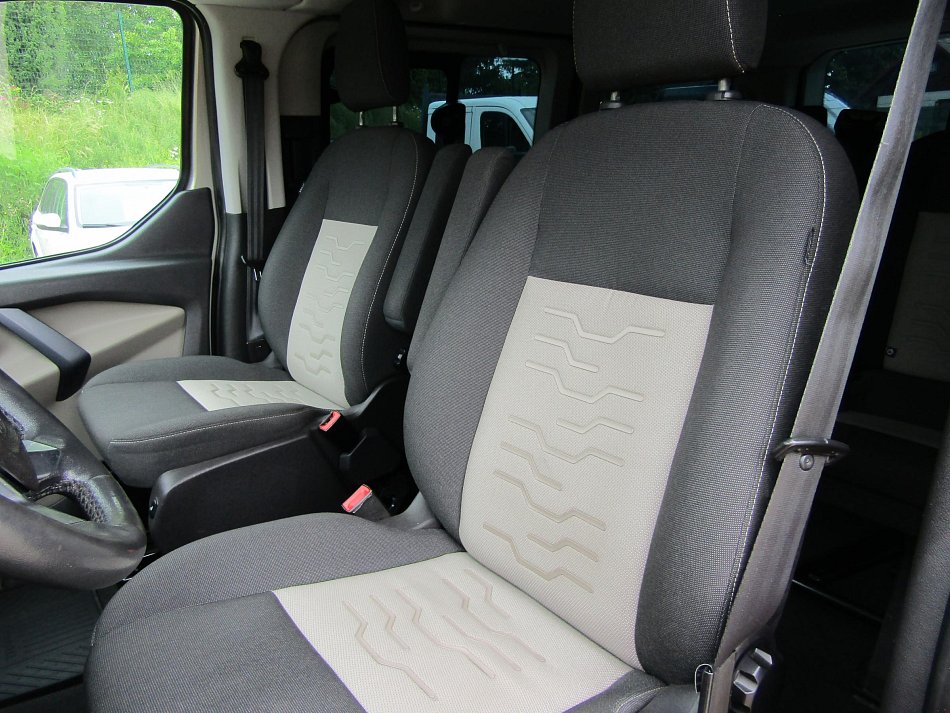 Ford Tourneo Custom 2.2TDCi Limited