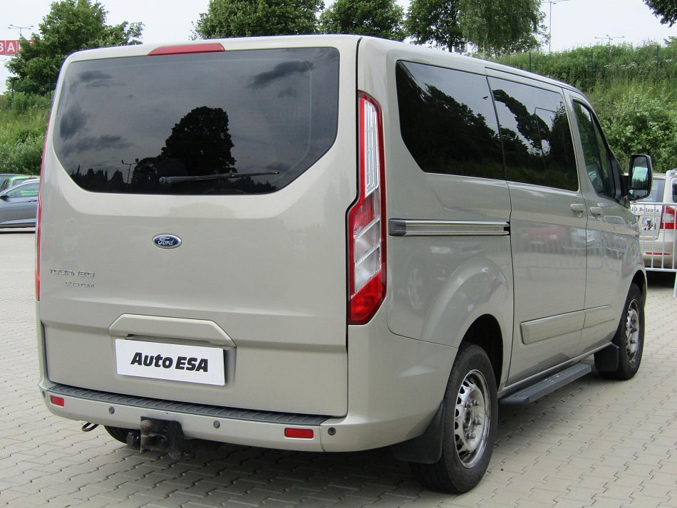 Ford Tourneo Custom 2.2TDCi Limited