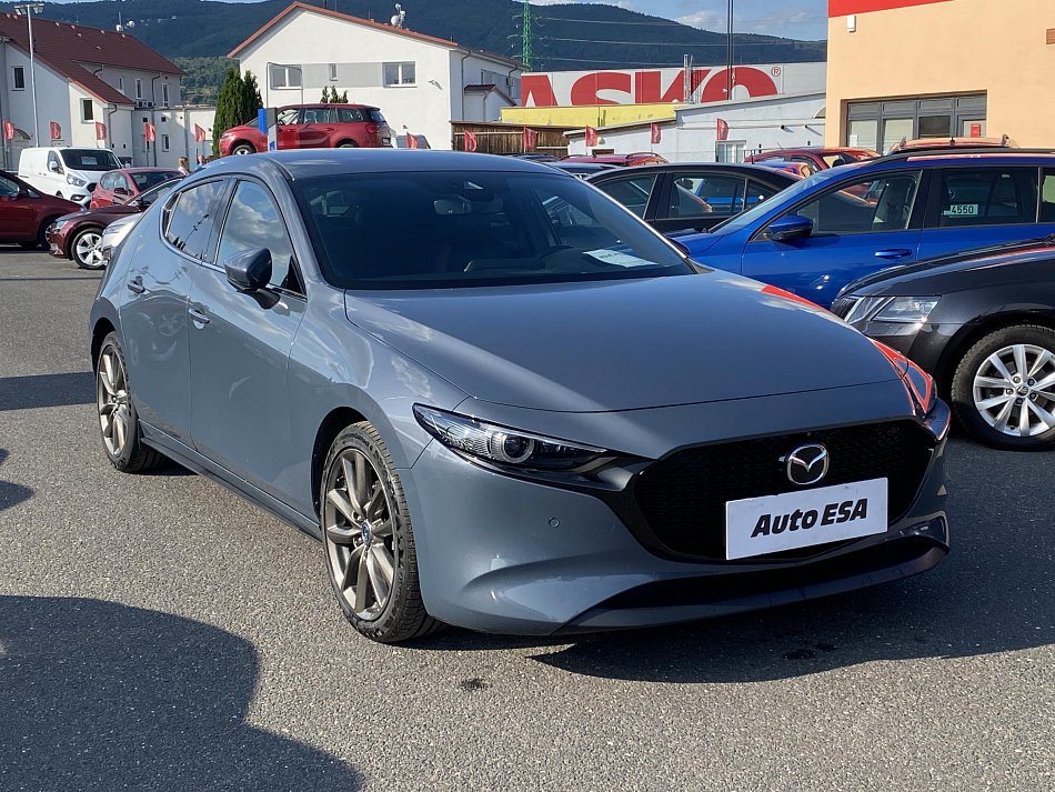 Mazda 3 2.0i 
