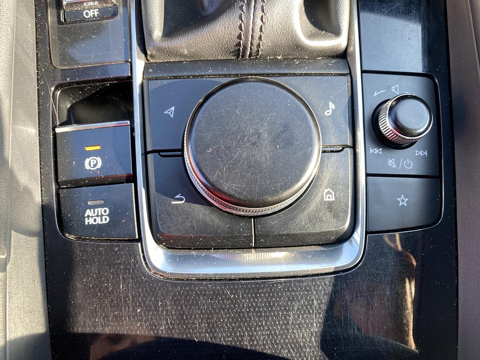 Mazda 3 2.0i 