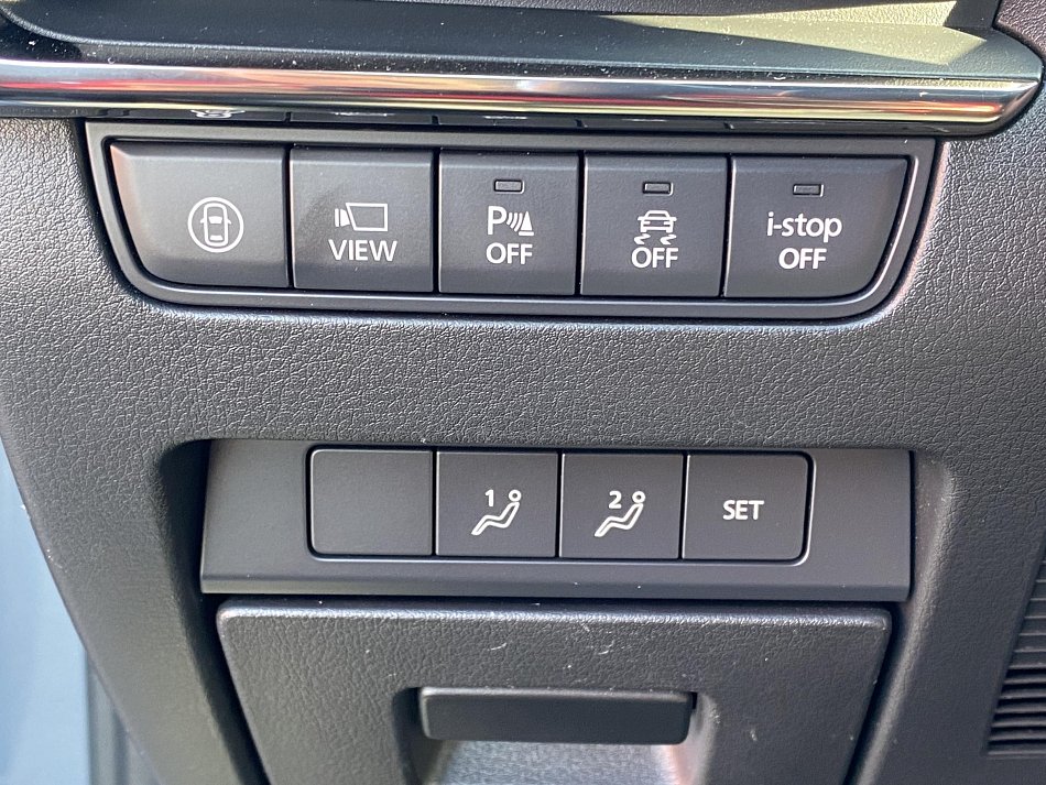 Mazda 3 2.0i 
