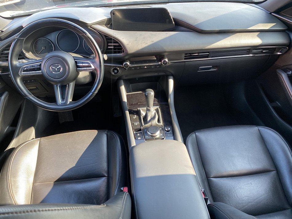 Mazda 3 2.0i 