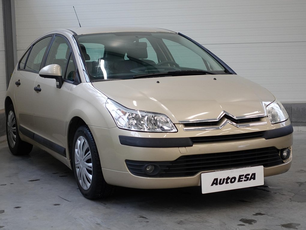 Citroën C4 1.4i 
