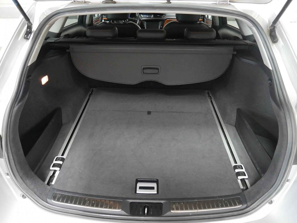 Toyota Avensis 1.8i 
