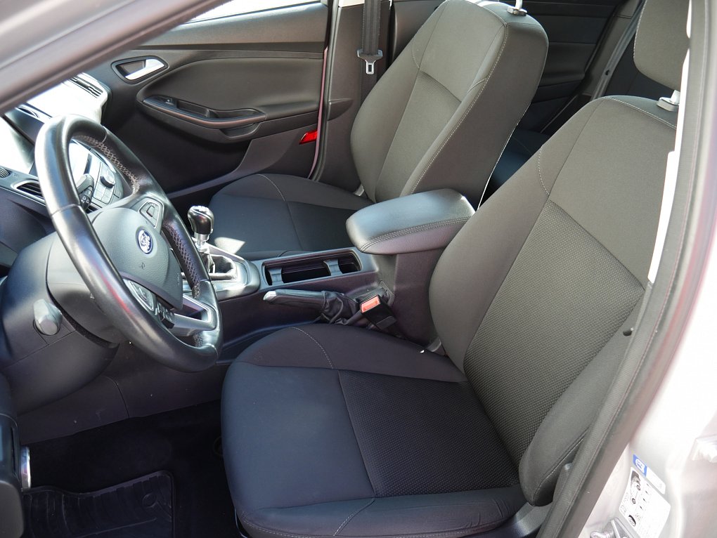 Ford Focus 1.5EB 