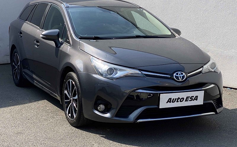 Toyota Avensis 1.8 Active