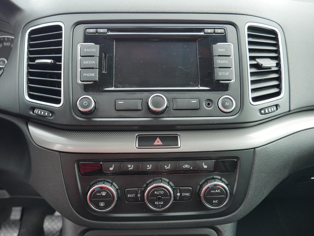 Volkswagen Sharan 2.0 TDi Match