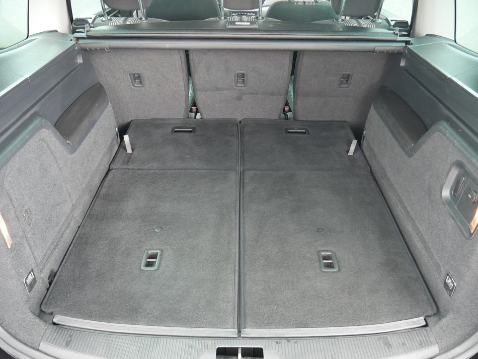 Volkswagen Sharan 2.0 TDi Match