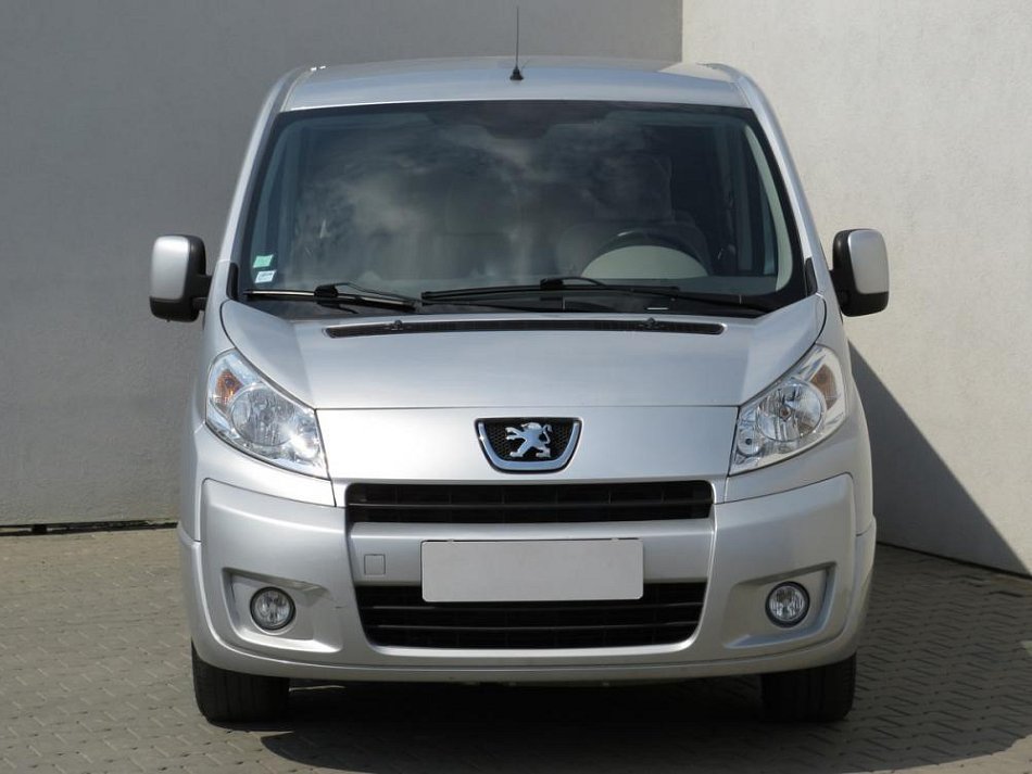 Peugeot Expert 2.0HDI  L2 8míst