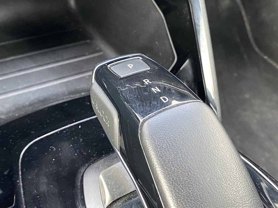 Peugeot 208 1.2PT Style