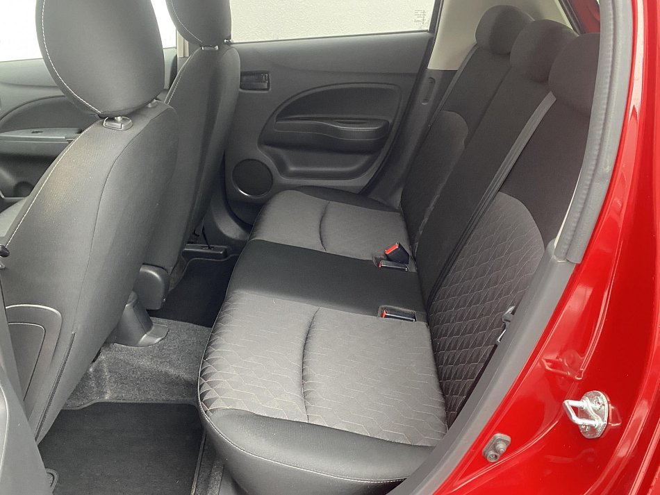 Mitsubishi Space Star 1.2i 