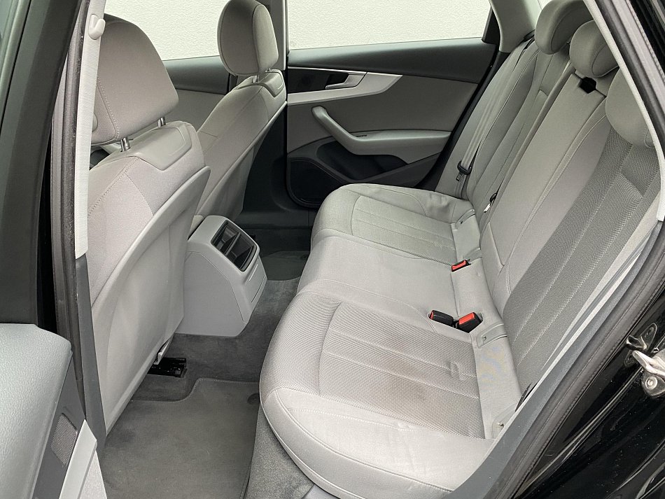 Audi A4 2.0 TDi 