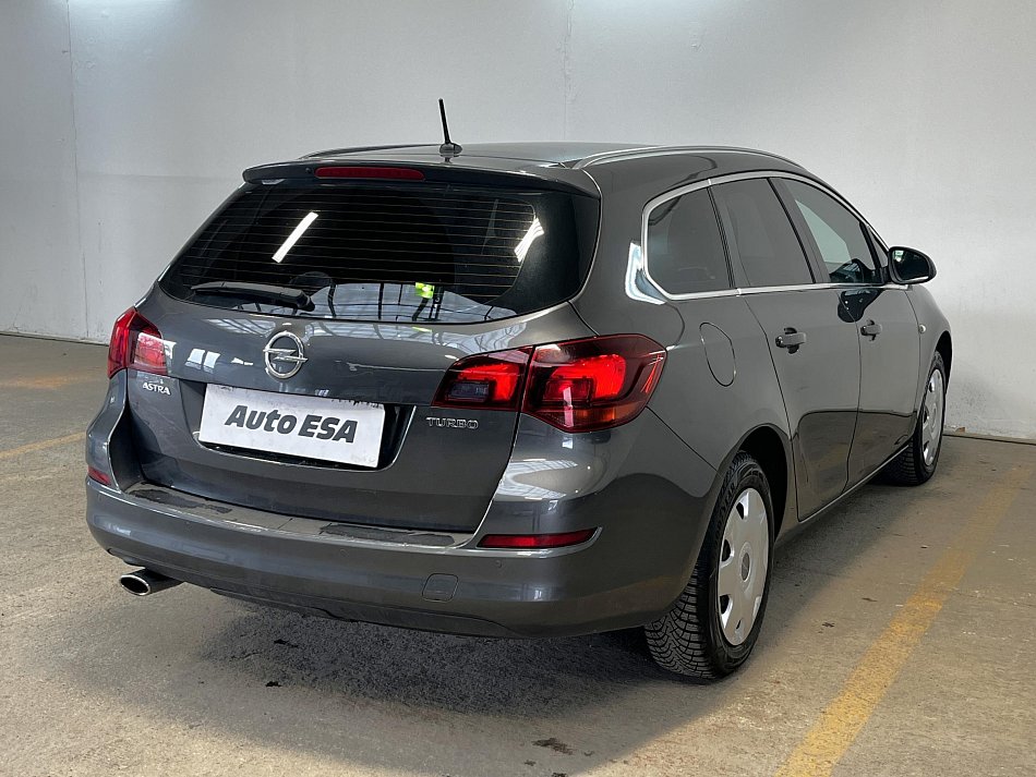 Opel Astra 1.6i 