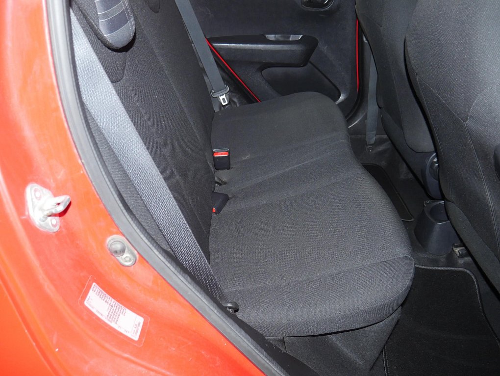 Peugeot 108 1.0i 