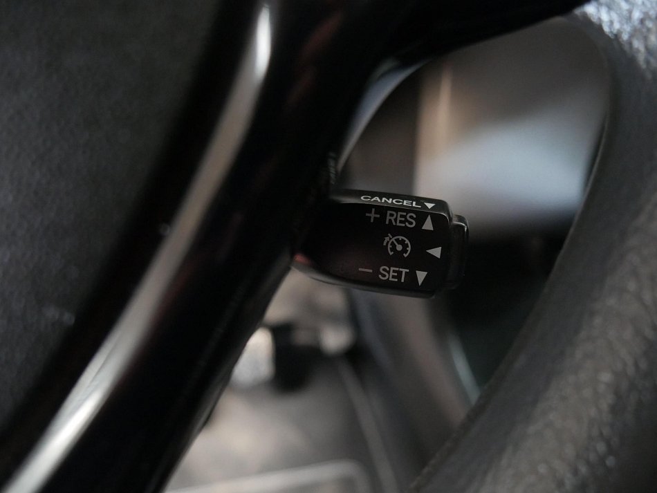 Peugeot 108 1.0i 